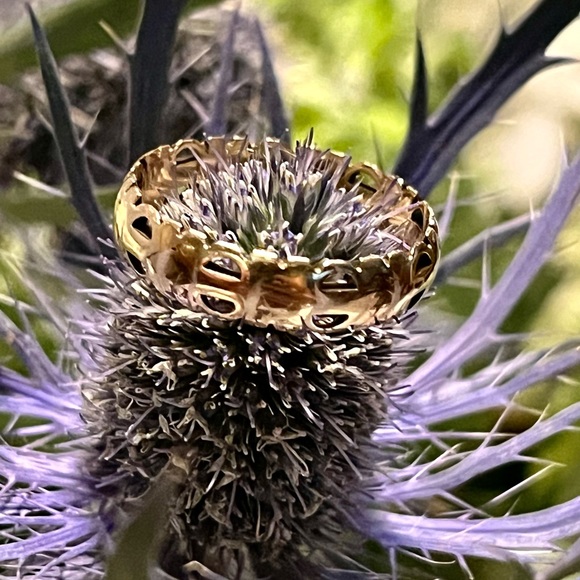 Antique Estate 14 K gold, hand-carved wedding band, in a size 5.5 - Picture 2 of 5